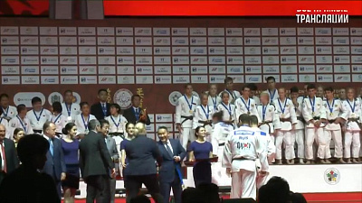 Глава государства отметил боевой дух копейчанки