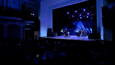 Челябинск увидел проект «Равный равному.Танцы»