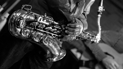 Легендарные джазмены Челябинска выступят на вокзале