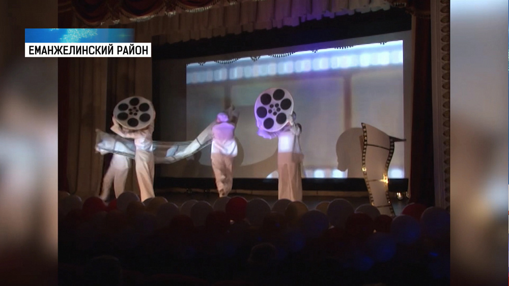 В поселке Красногорском открылся 3D-кинотеатр