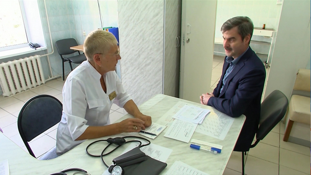 Южноуральский кабмин привился от гриппа