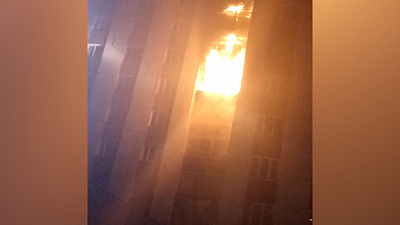 ﻿Крупный пожар вспыхнул в Миассе