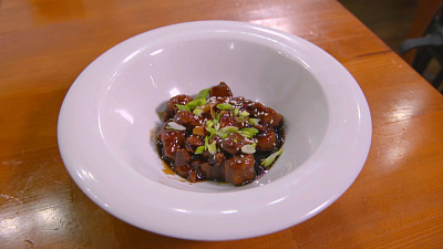 Свинина в медовом соусе с добавлением кунжута