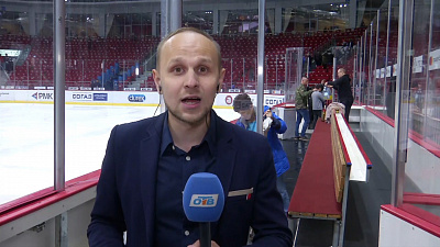 «Черно-белые» впервые вышли на лед под руководством нового главного тренера