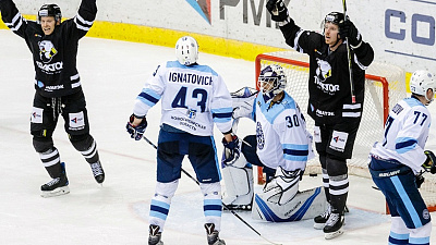 Со счетом 2:1 закончилась встреча между челябинским «Трактором» и «Сибирью»