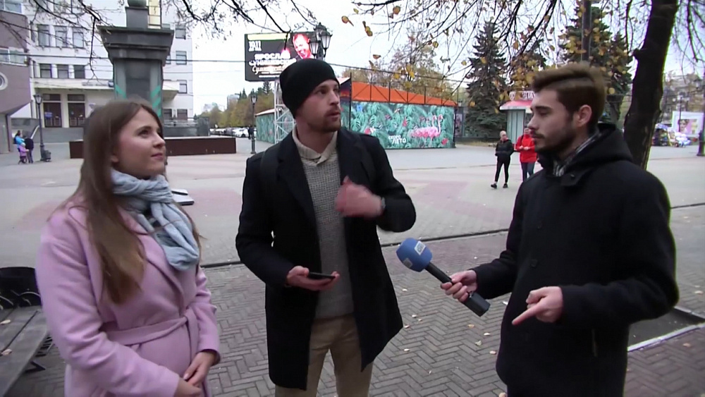 Урбанист проверил вывески на Кировке