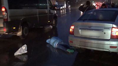 Последствия ДТП на «зебре» в Златоусте попали на видео