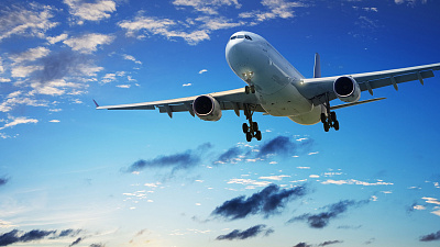 Спрос на авиаперелеты в новогодние праздники упал на четверть.