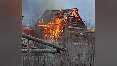Жилой дом сгорел в частном секторе Миасса 