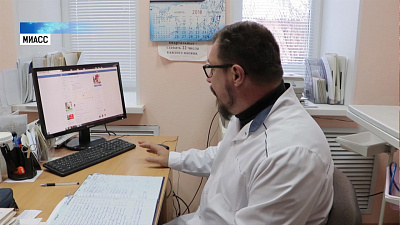 Более 100 врачей и фельдшеров уедут в села в 2018 году