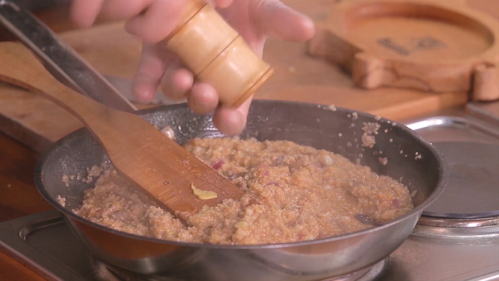 Говядина с киноа в томатном соусе