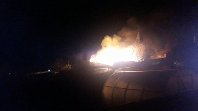 Жилой дом сгорел дотла из-за ветхой проводки