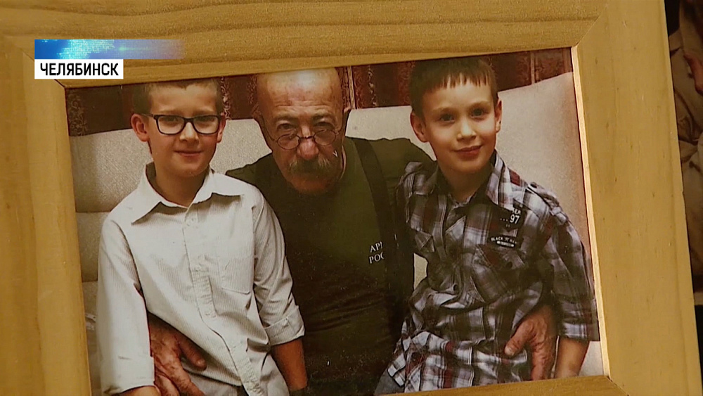 Розенбаум научил челябинского школьника самообороне