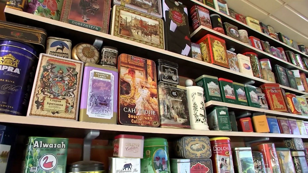 Мужское хобби – коллекция чайных банок