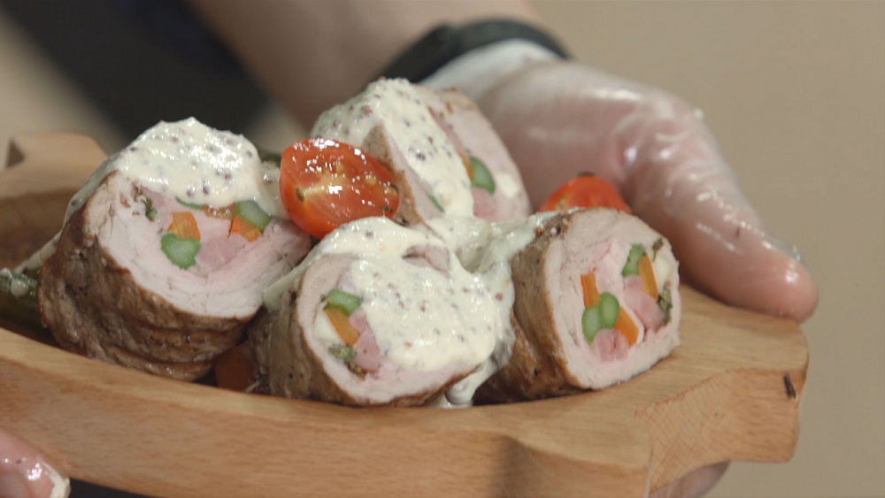 Рулет из свиной вырезки