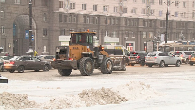 Борис Дубровский остался недоволен уборкой дорог после снегопада