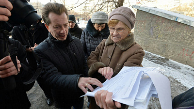 Жильцам вернули 104 тысячи рублей за капремонт 