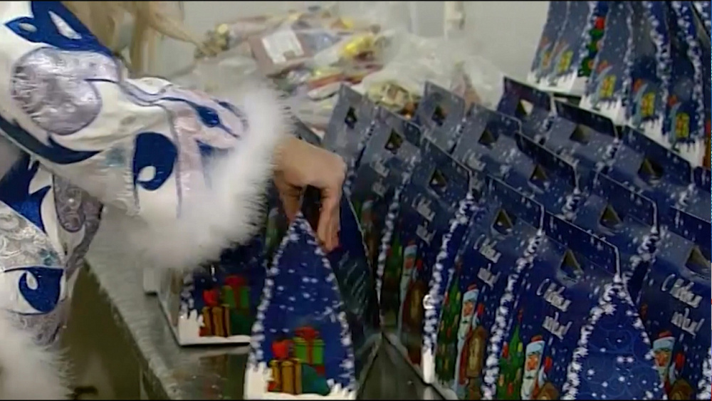 Глава региона запустил акцию «Подарим Новый год детям»