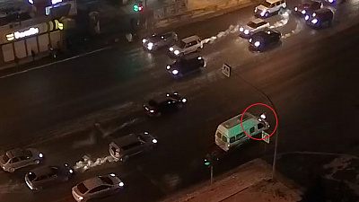 9-летний мальчик попал под колеса авто на Комсомольском проспекте