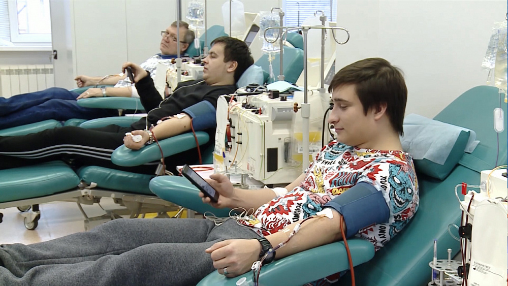 Челябинская станция крови получила федеральную награду