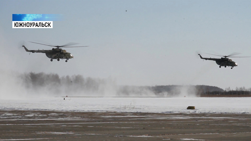 Южноуральские военные выдвинулись в Казахстан