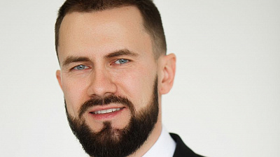 Егор Бабкин, главврач клиники «Венозная эстетическая хирургия»: «Сейчас варикозное расширение можно лечить без разрезов, нетравматично и безопасно»