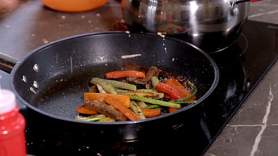 Добрый завтрак - Свинина в кляре с овощами