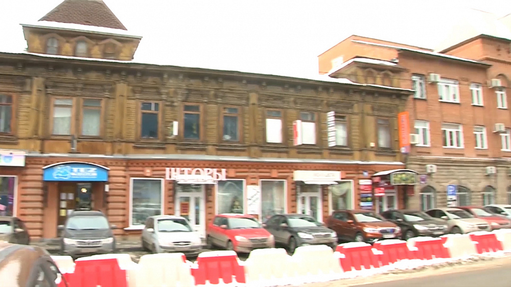 Прогулки по городу – кинотеатр Модерн