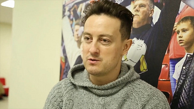 Известные южноуральцы поздравили с праздниками юных челябинских хоккеистов