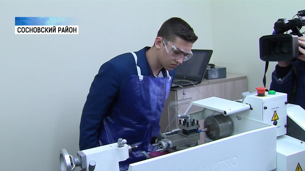 В п. Есаульском открылась новая школа 