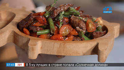 Соте из говядины с соусом наршараб