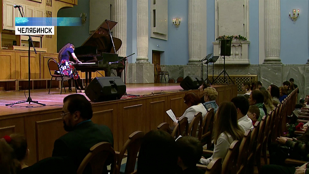 Мэтры и юные артисты отмечают юбилей родной музыкальной школы