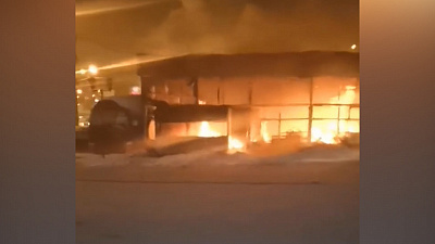 Знаменитый павильон с вьетнамской кухней сгорел дотла на повороте ЧМЗ