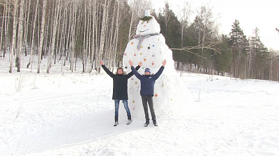 Лепка снеговиков стало прибыльным занятием из-за блогеров. Соревнуется и Миасс