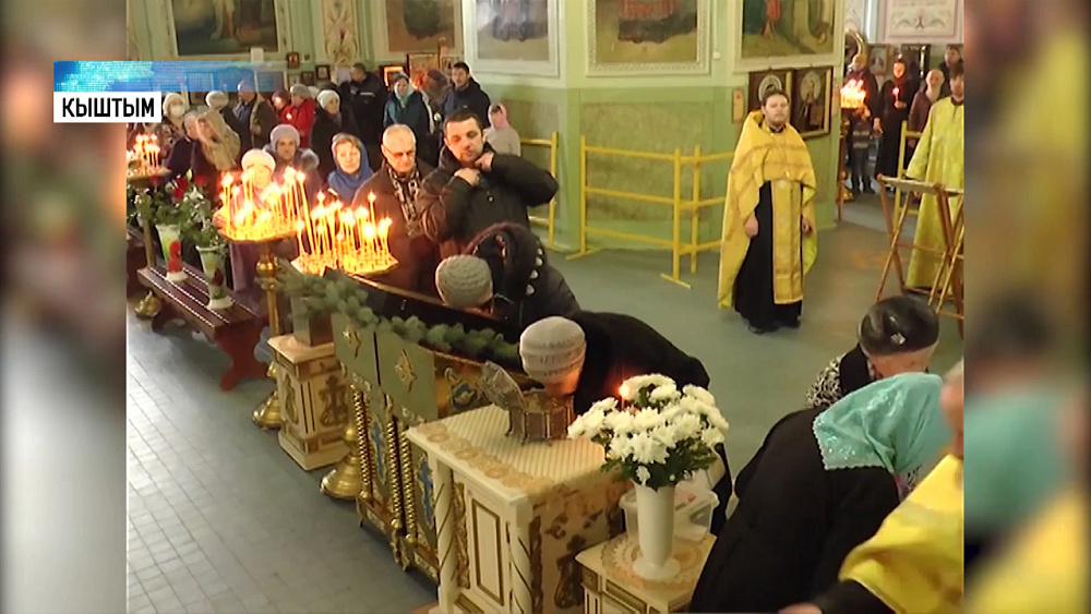 В Кыштым привезли мощи Николая Чудотворца