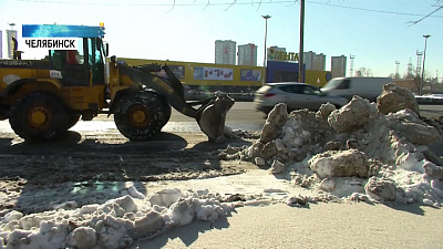 За сутки из города вывезли 12 тысяч тонн снега