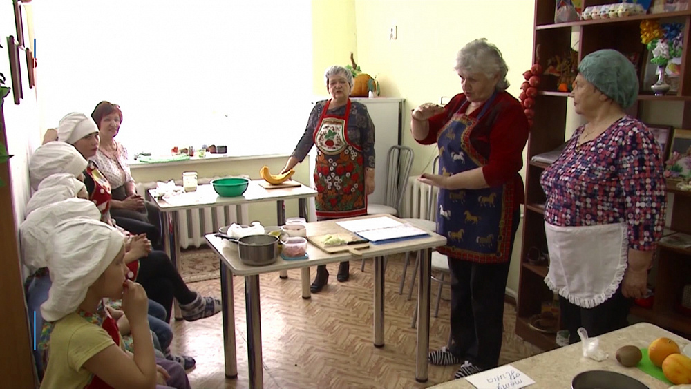 Бабушки записались в добровольцы