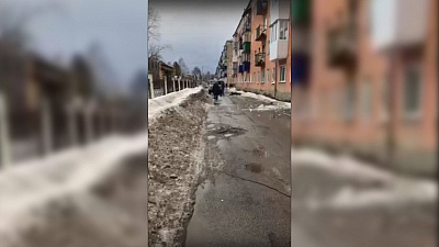 Глав муниципалитетов призвали проследить за уборкой снега с крыш домов