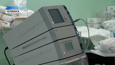 В ЧОДКБ купили урологическую стойку для операций