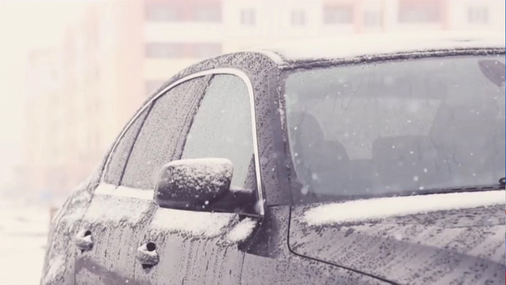 Элитные авто дорожают, жилье дешевеет