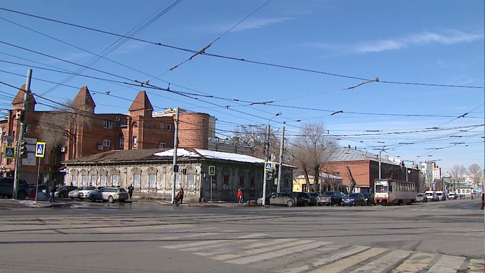 Особняк на Цвиллинга продают повторно