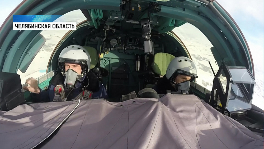 Петлю Нестерова и пикирование отработали южноуральские летчики