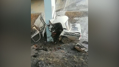 Стали известны детали жесткого столкновения «семерки» с опорой моста под Магнитогорском