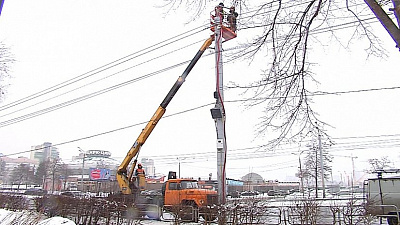 Как бриллианты. В Челябинске устанавливают необычное уличное освещение