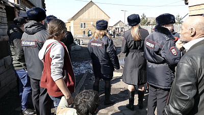 Последствия нелегального статуса цыганских поселений. Видео оперативников