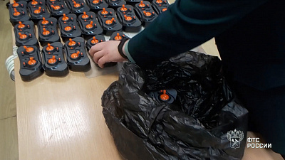 Челябинка не смогла взлететь из-за 60 джойстиков для квадрокоптеров