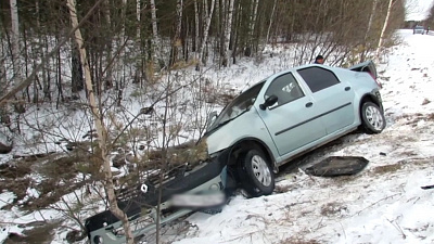 Непогода стала причиной аварии в области. Погибла женщина. ВИДЕО