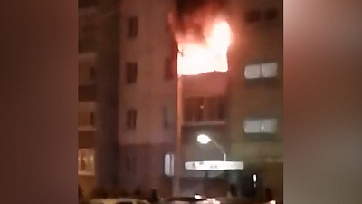 Трое детей были эвакуированы из пожара на Краснопольском проспекте. ВИДЕО