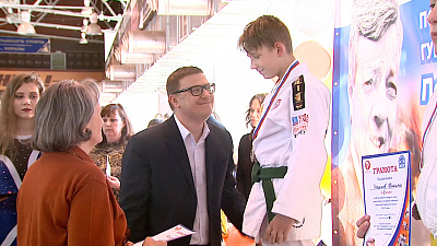 О развитии детского и юношеского спорта на Южном Урале высказался Алексей Текслер