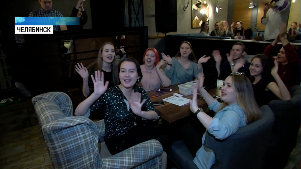 Потенциальные волонтеры проверили знания о саммитах